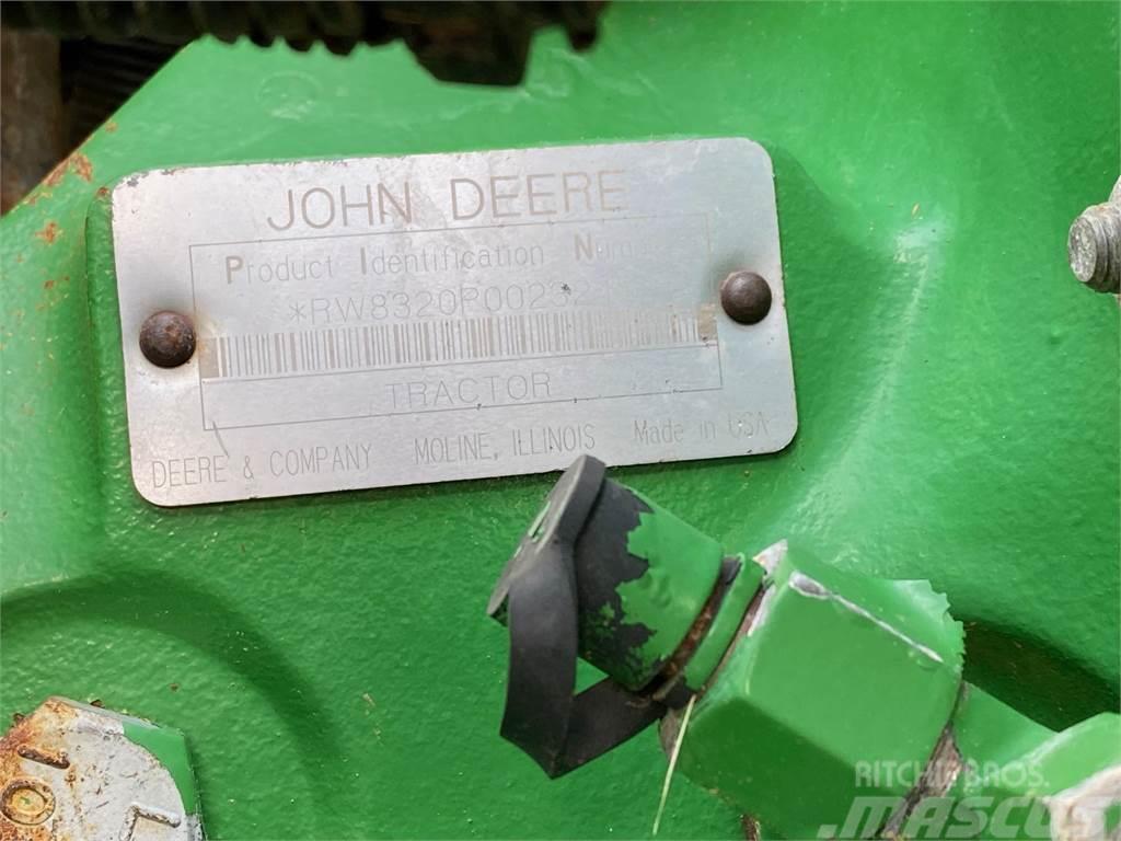 John Deere 8320 Traktoren