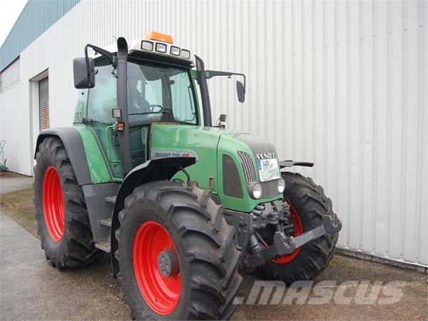 Fendt 716 Vario Tractors