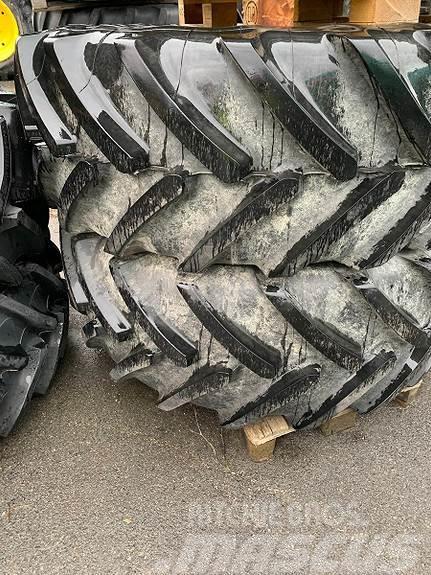 John Deere Hjul par: Michelin Multibib 650/65R38 GKN gul 20 Reifen
