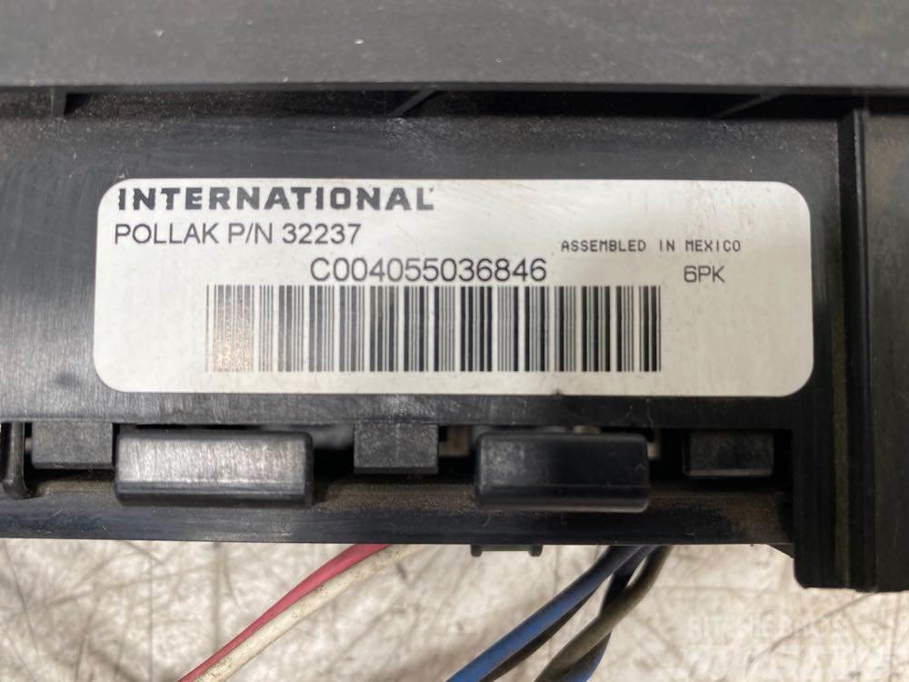 International 8600 Elektronik