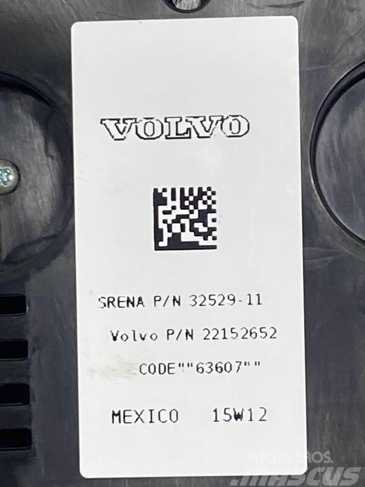 Volvo VNL Electronics