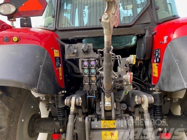Massey Ferguson 5713S Efficient Dyna 4 Novatel RTK autostyring Traktoren