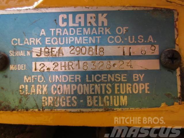  Transmission Clark ex. Manitou MT430 CPDS Getriebe