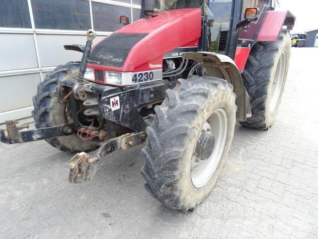 Case IH 4230 Traktoren