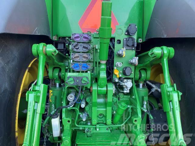 John Deere 8400R Traktoren