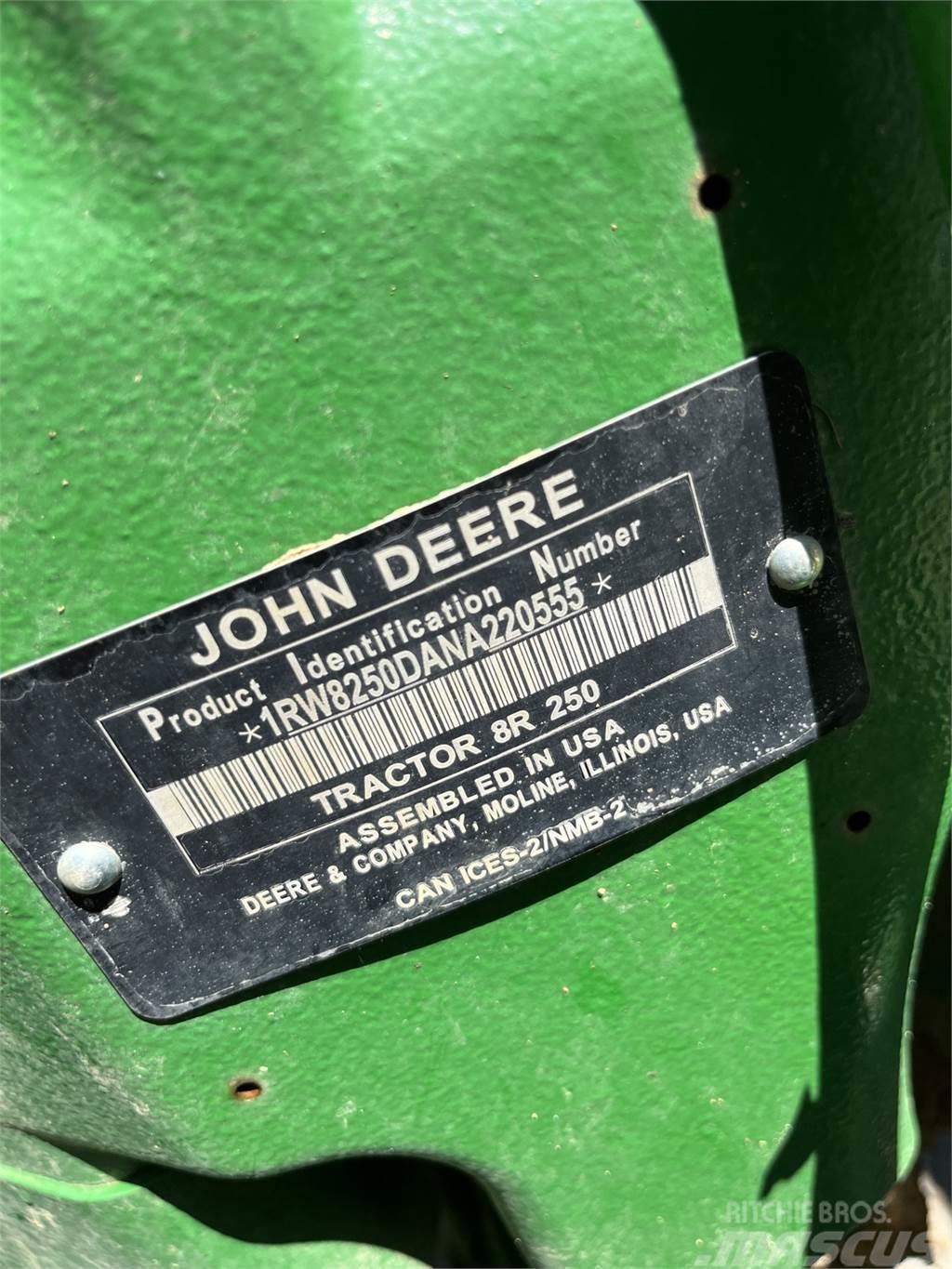 John Deere 8R 250 Traktoren