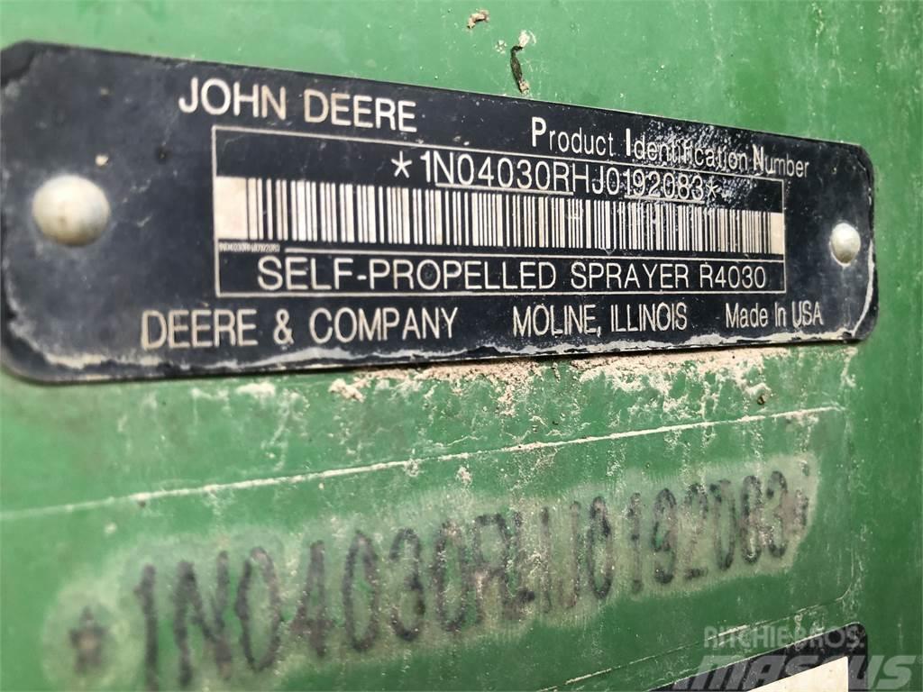 John Deere R4030 Anhängespritzen