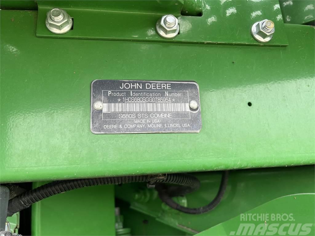 John Deere S680 Mähdrescher