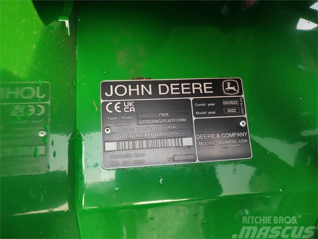 John Deere T670 Mähdrescher