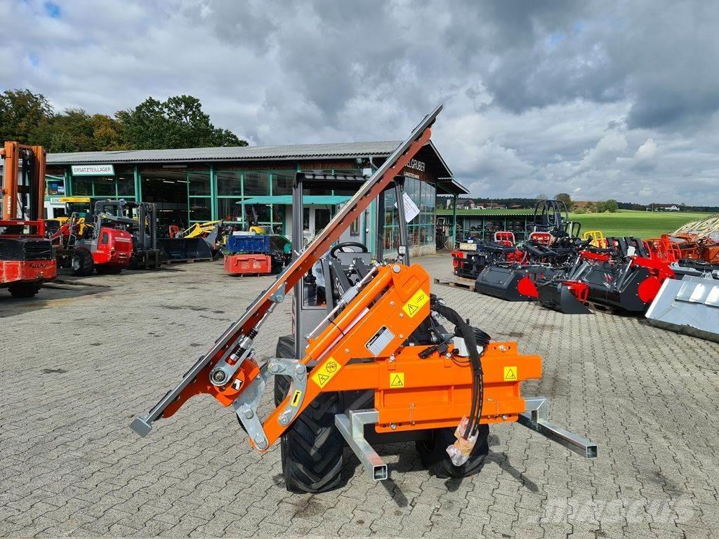 Cast Heckenschneider mit hydr. Schwenkung Front loaders and diggers