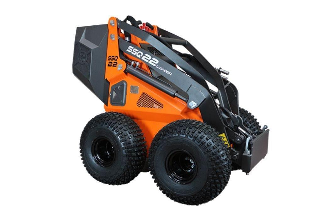 Cast SSQ 22 Minilader 4 WD Hoflader