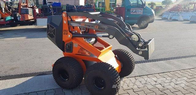 Cast SSQ 22 Minilader 4WD Front loaders and diggers