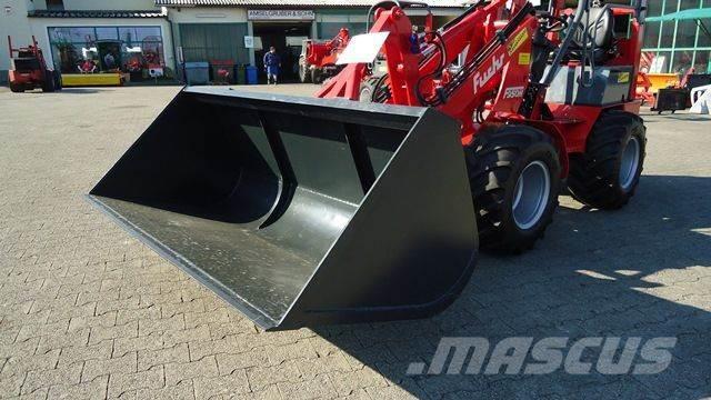  Dominator Universalschaufel rund Großvolumen Sonstiges Traktorzubehör