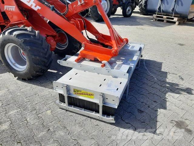 Fliegl Kehrbesen Löwe 250 cm mit Euroaufnahme und Palet Andere Landmaschinen