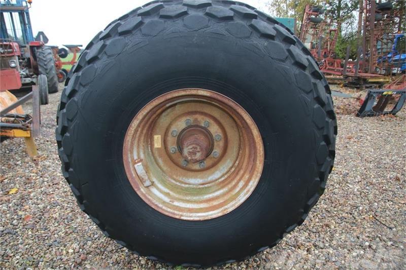 Alliance Komplet hjul aksel med 28L-26 Hjul Reifen