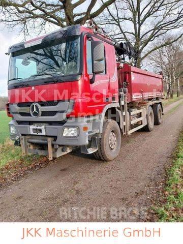 Mercedes-Benz Actros 3344 6x6 2 Seiten Kipper mit Kran Tipper trucks