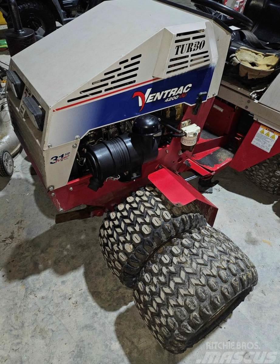 Ventrac 4200 VXD Traktoren