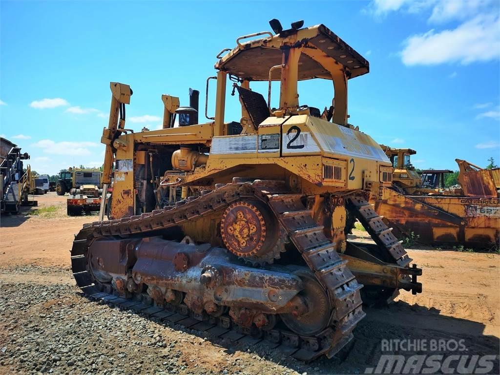 CAT D8N Bulldozer