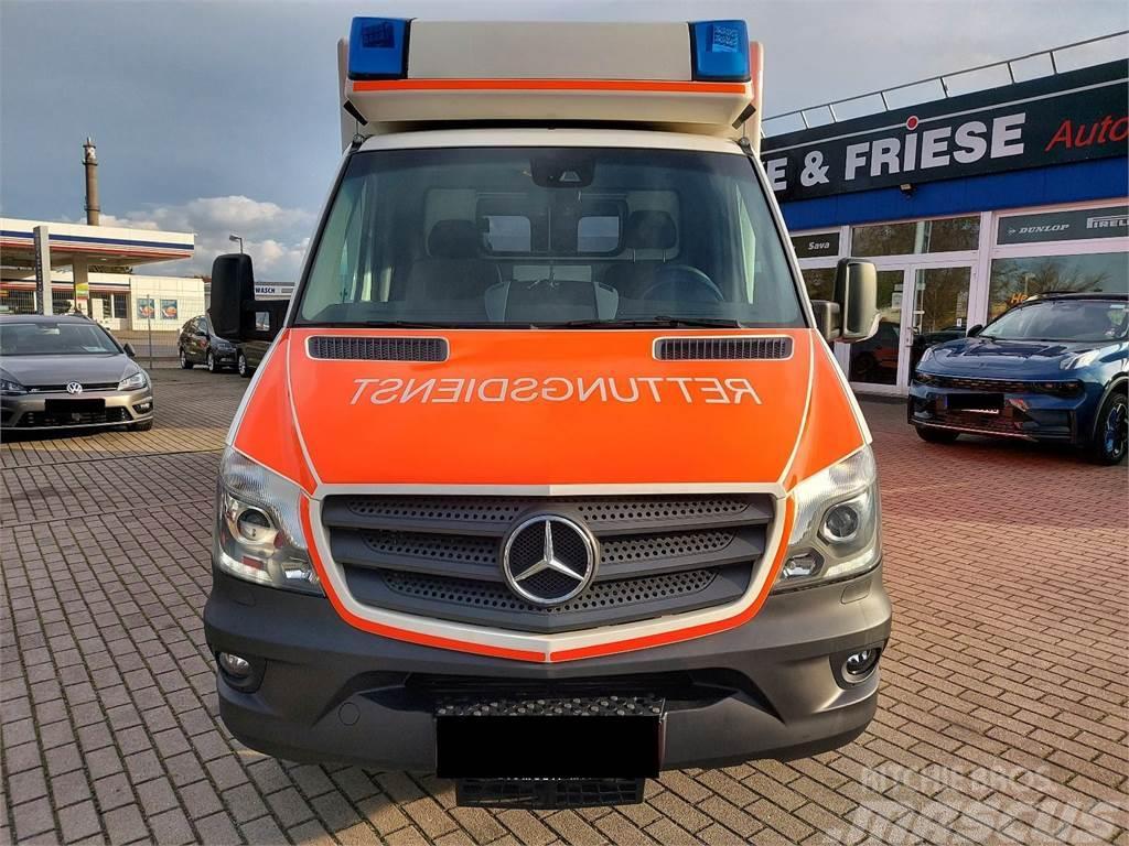 Mercedes-Benz 519 CDI Ambulance Krankenwagen