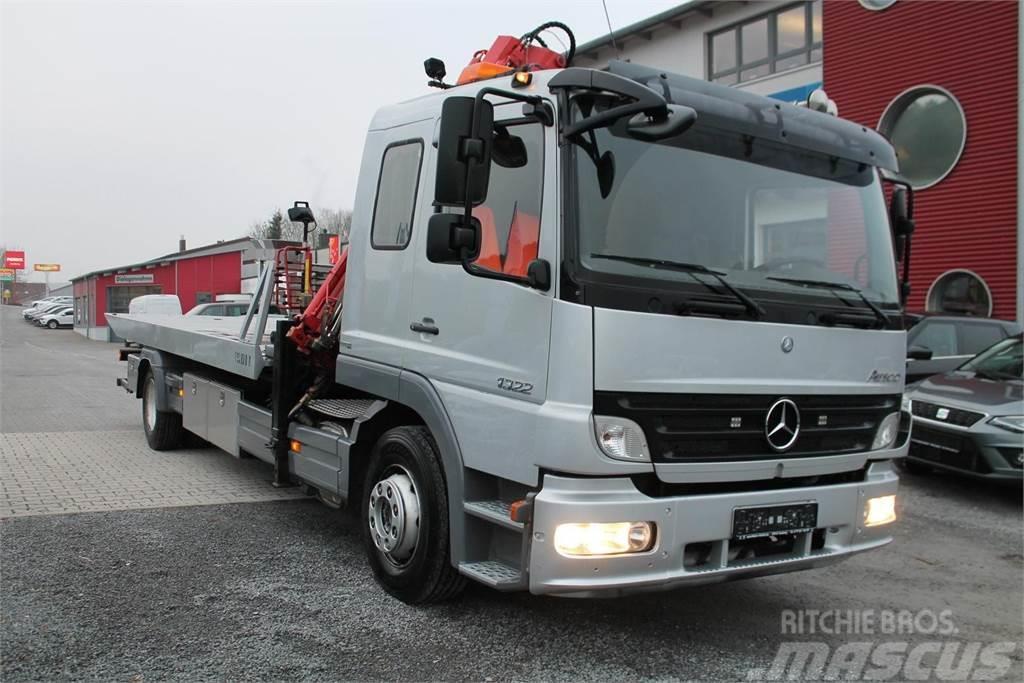 Mercedes-Benz Atego 1322 Vehicle transporter + crane MKG HMK132H Autotransporter