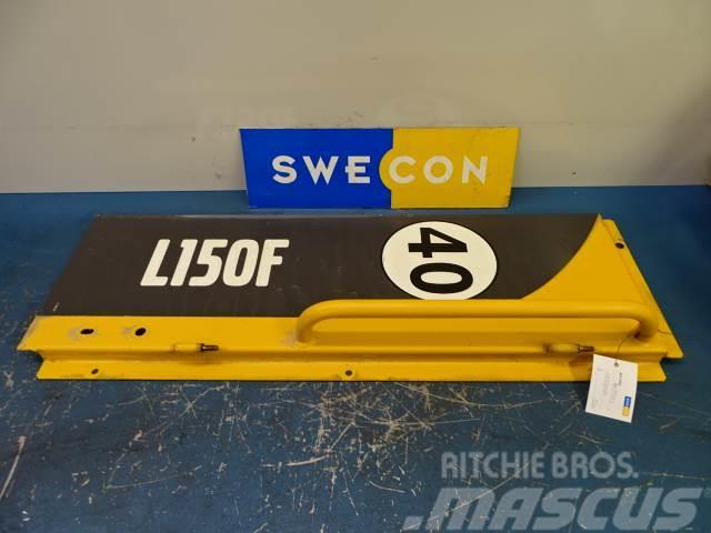 Volvo L150F Sidoluckor Chassis