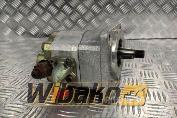 O&K Gear pump O&K 4530363L 05993120 Hydraulik