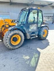 JCB 541-70