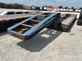 Trail King Tri/A Removable Gooseneck Lowboy Trailer