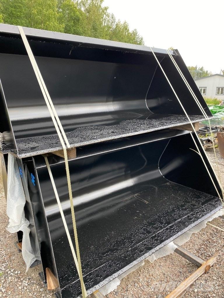 SE Equipment Snöskopa 220 -240 Frontladerzubehör