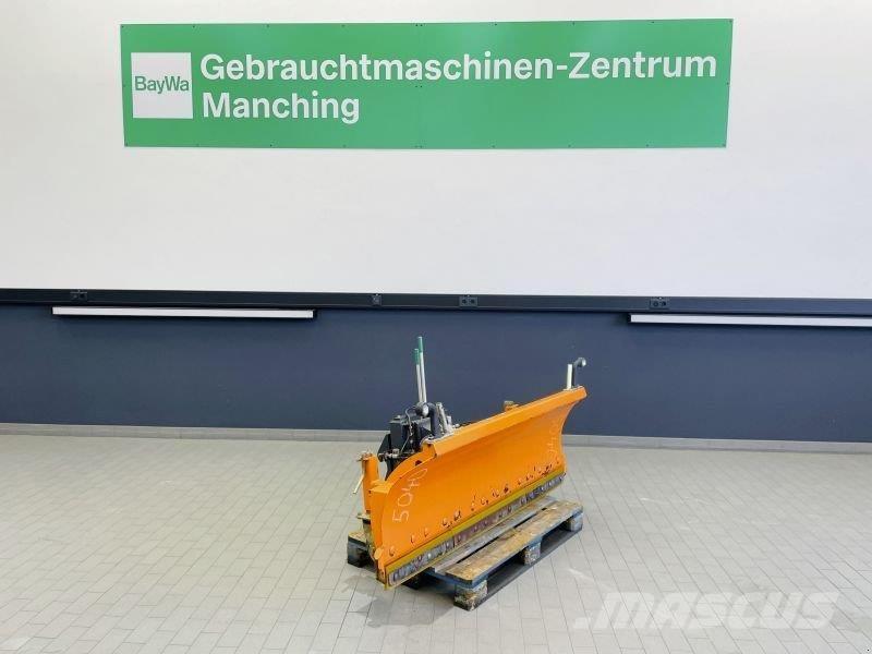 SCHNEEPFLUG SK 180 Schneeschilde und -pflüge