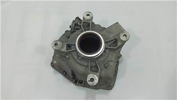 Volvo spare part - transmission - gearbox housing