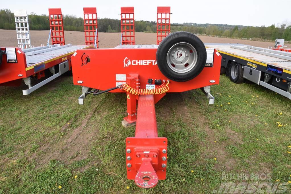 Chieftain 3-axl Lastbilskärra maskintransport Andere Auflieger