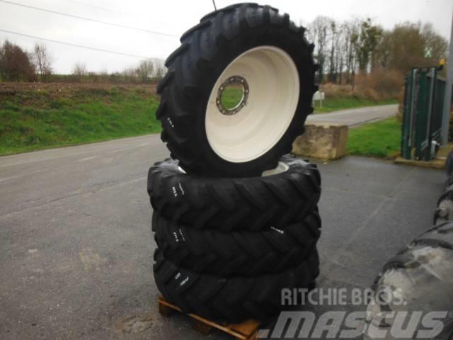 Kleber 12.4R32 Reifen