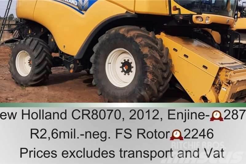 New Holland CR 8070 - 2246 rotor hours Andere Fahrzeuge