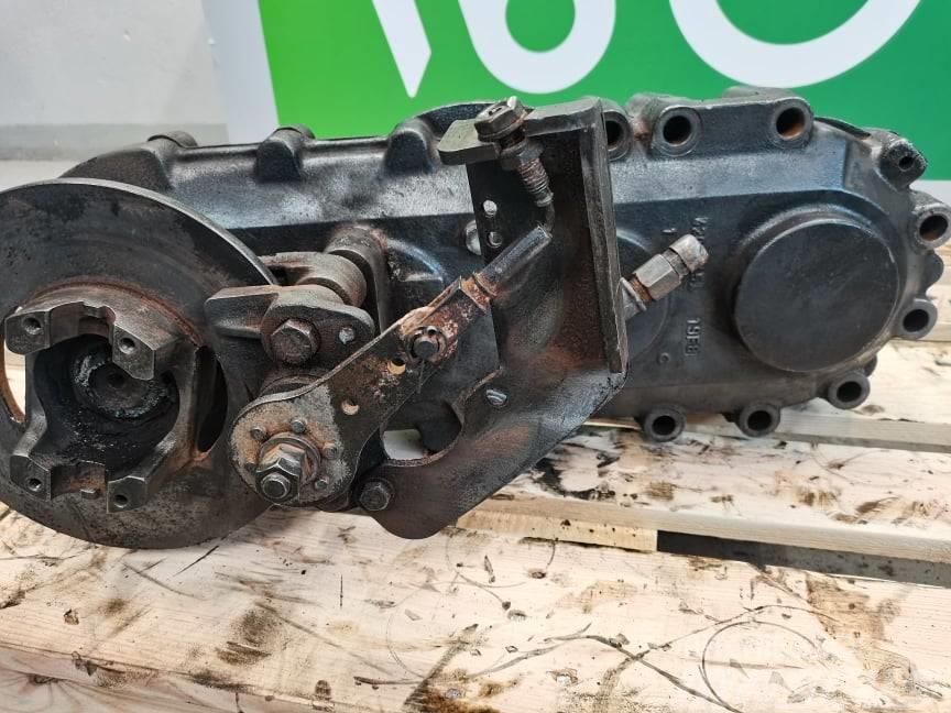 New Holland LM 1740 {Spicer 87530825} intermediate gearbox Getriebe