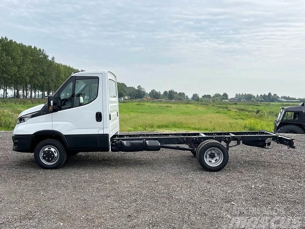 Iveco Daily 50 Chassis Cabin Van (3 units) Wechselfahrgestell