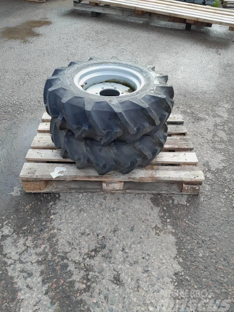 Bridgestone 9,5-16 Hjul Reifen