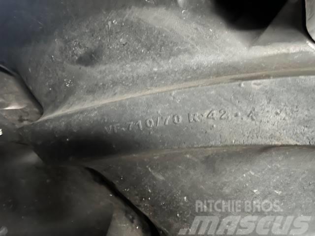 Michelin 710/70x42  600/70x30 Reifen