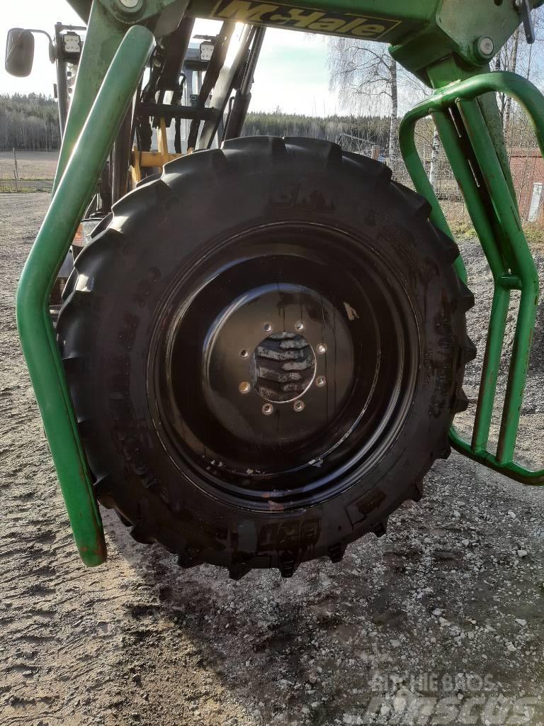 BKT radodlings hjul komplett Sonstiges Traktorzubehör