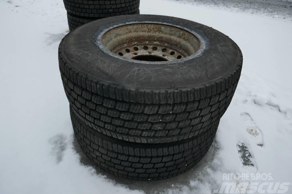  Vinterdäck 385 Michelin Reifen