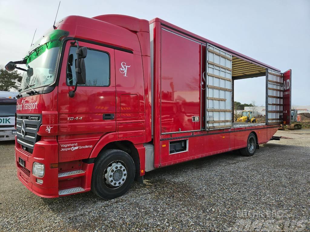 Mercedes-Benz Actros 1844 - 440HP - with lift and sideopening Kastenaufbau