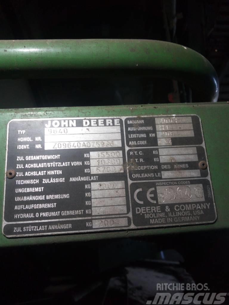 John Deere 9640 WTS Mähdrescher
