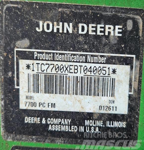 John Deere 7700 Reitermäher