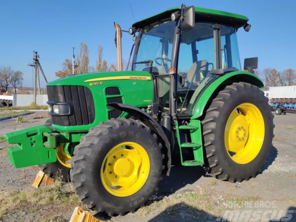 John Deere 6130 D Traktoren