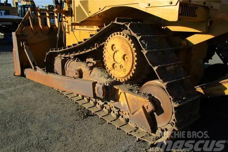 CAT D6R2 Bulldozer