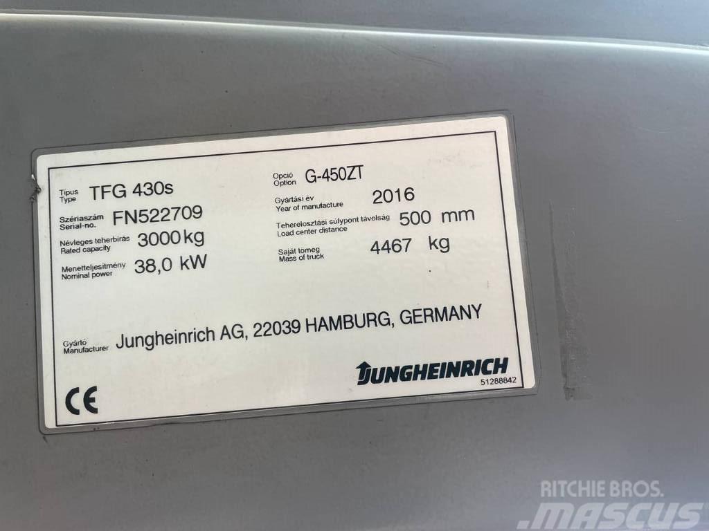Jungheinrich TFG 430s Gas Stapler