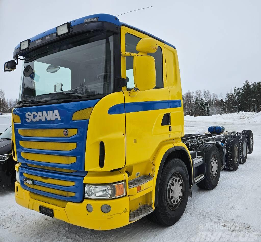 Scania G480 10x4 Valmistuu Metsäkoneenkuljetusautoksi Forsttransportfahrzeuge