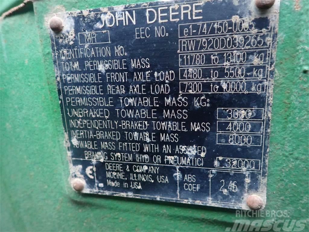 John Deere 7920 Traktoren