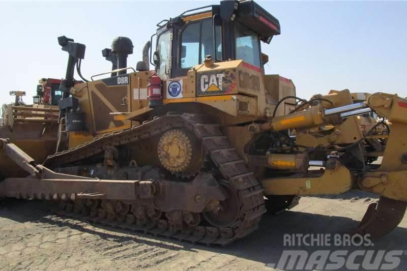 CAT D8R Bulldozer