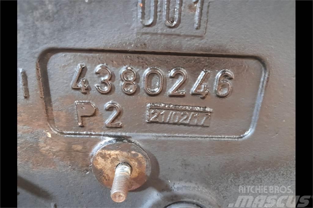 Massey Ferguson 8732 Transmission Getriebe
